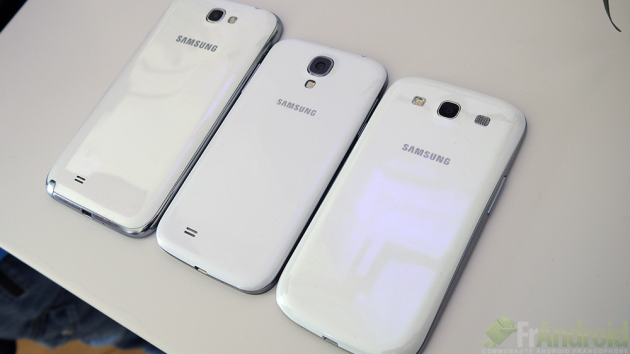 Samsung-Galaxy-SIV-Comparaison