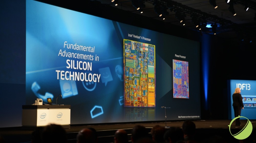 Intel nous a précisé que leur puce Silvermont était aussi puissante qu'un Pentium 4