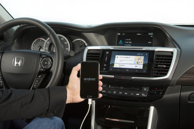 2016_Honda_Accord_with_Android_Auto_1