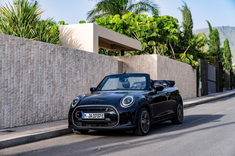 Mini Voici La Version Lectrique Et Cabriolet Avec Une Petite