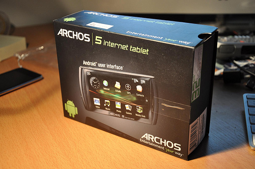 Test de l&rsquo;Archos 5 Internet Tablet : présentation, caractéristiques et connectique &#8211; partie 1/3
