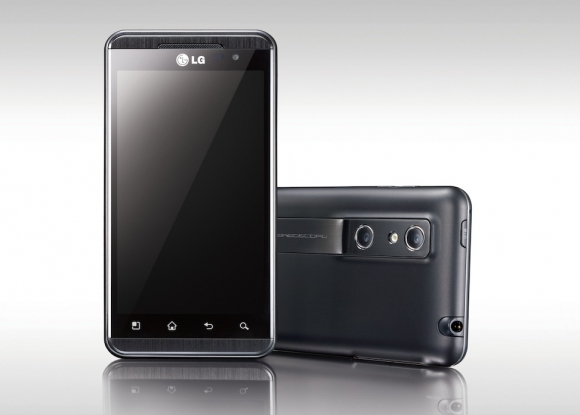 Le LG Optimus 3D est arrivé chez NRJ Mobile et Bouygues Telecom