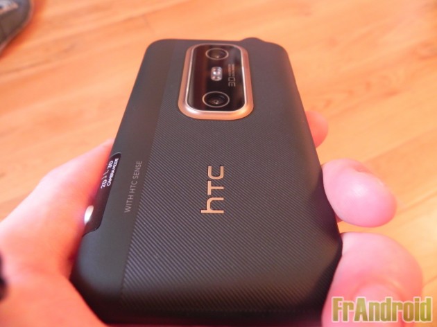 Test du HTC Evo 3D : gadget ou réelle utilité ?