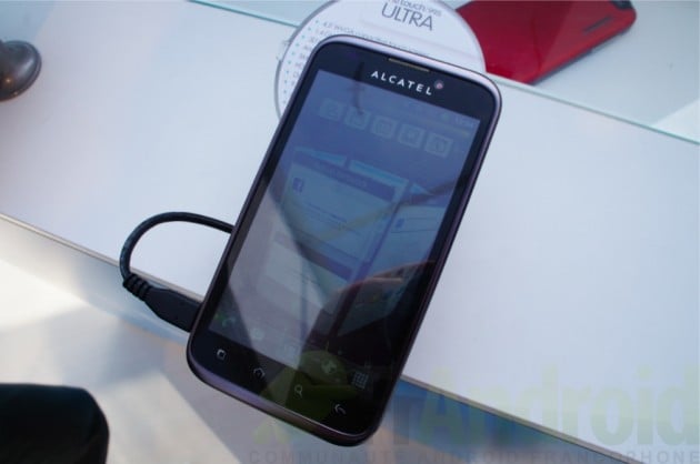 MWC 2012 : Prise en main du Alcatel One Touch 995 Ultra