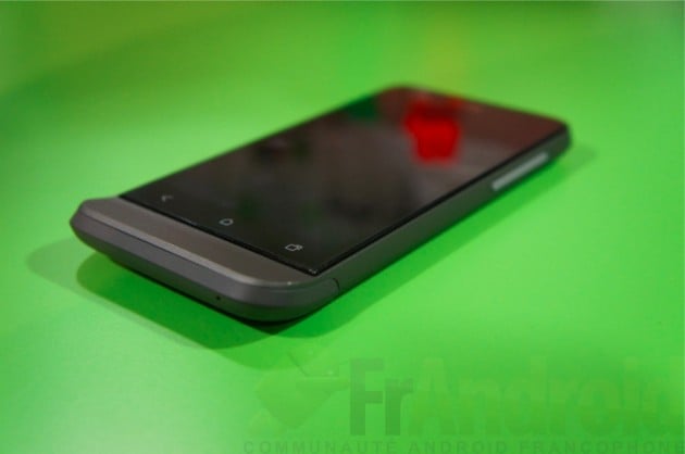 Prise en main du HTC One V, successeur du HTC Legend et Hero