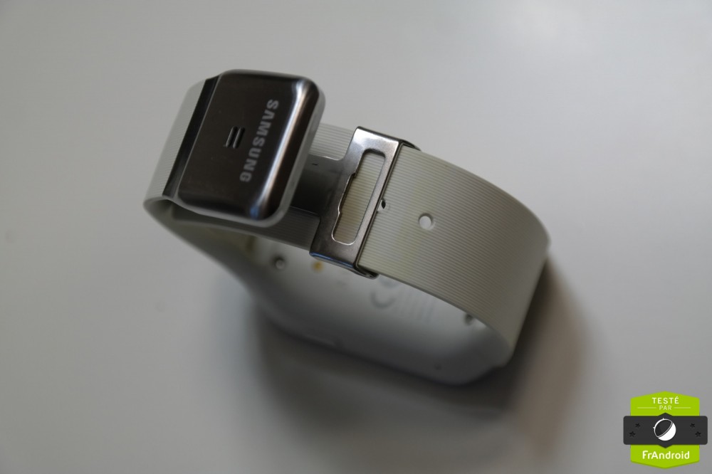 Galaxy-Gear-montre-Samsung-FrAndroid-SAM_0122