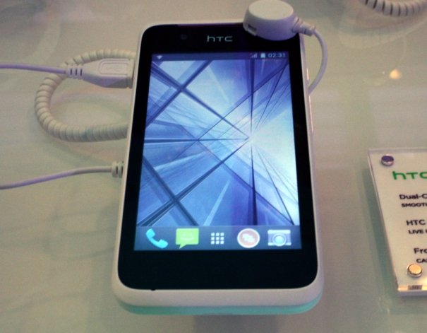 HTC-Desire-210-crédit-Androidos