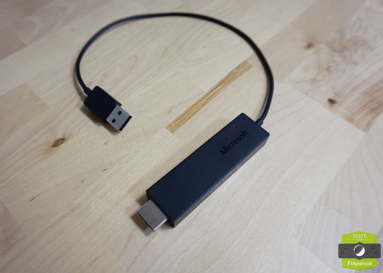 https://images.frandroid.com/wp-content/uploads/2015/02/microsoft-wireless-display-adapter-test-2.jpg