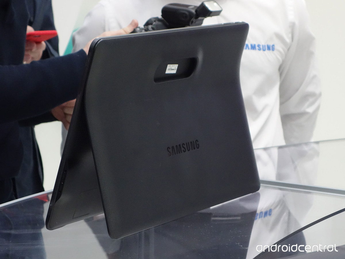 La TROP grande tablette de Samsung ! 