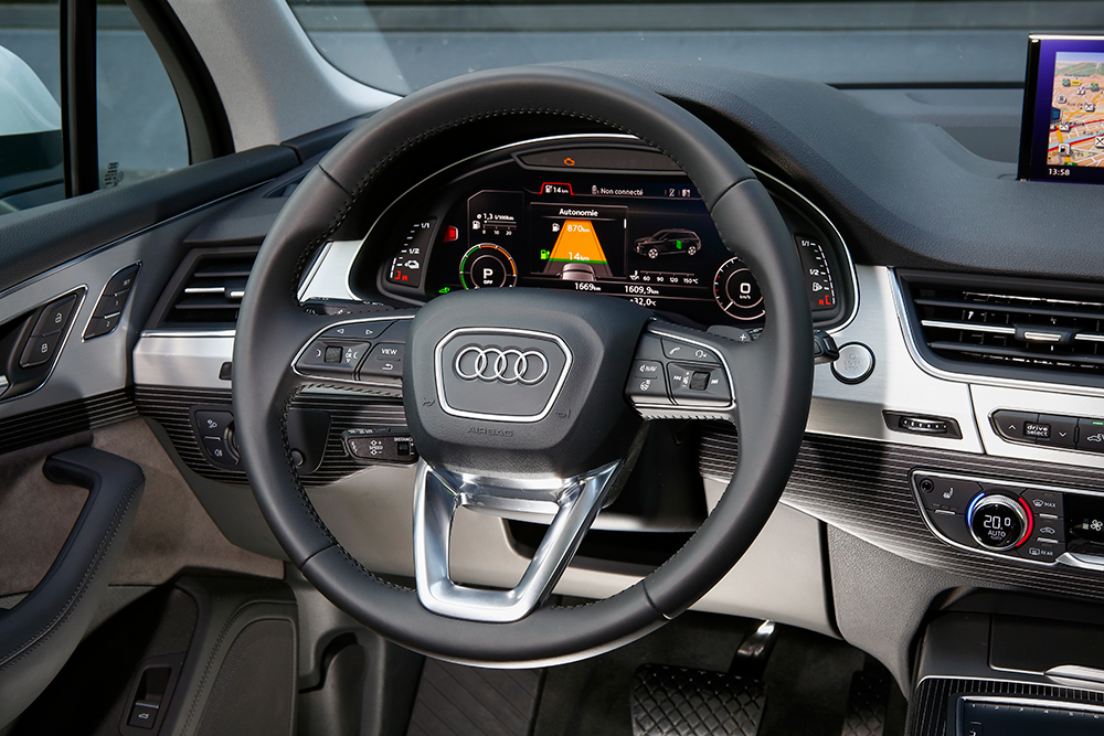 Audi Q7 e-tron : nous avons testé la conduite semi ... - 1000 x 667 jpeg 521kB