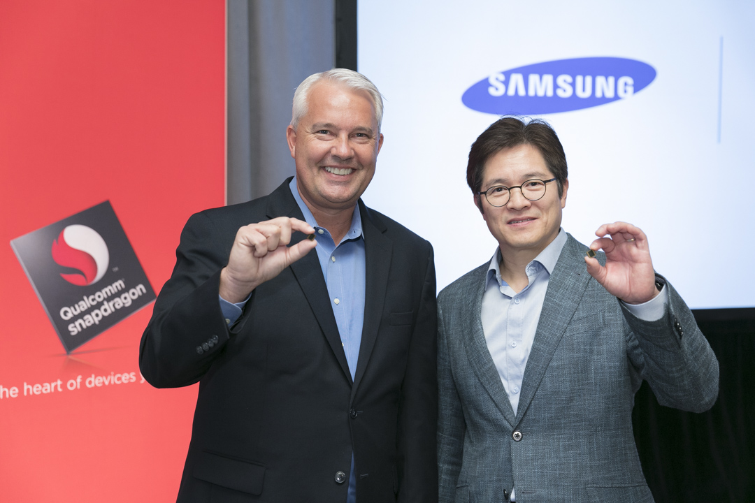 Keith Kressin (Qualcomm) et Ben Suh (Samsung) présentent le Snapdragon 835