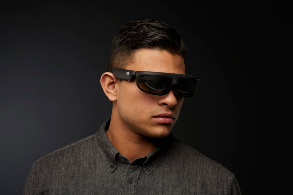 odg-r-8-augmented-reality-smartglasses-photo