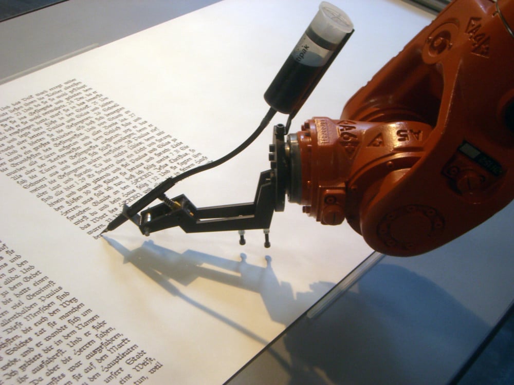 bios_robotlab_writing_robot