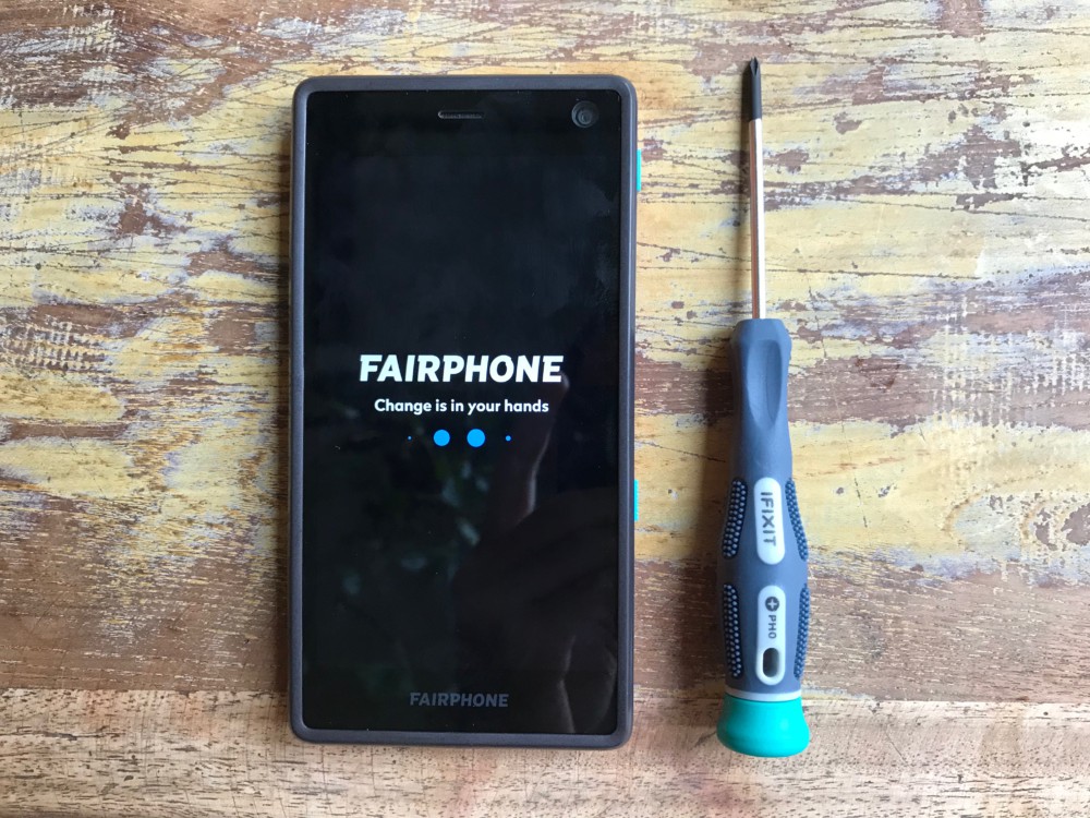 Fairphone, good plan or galley?  Users testify