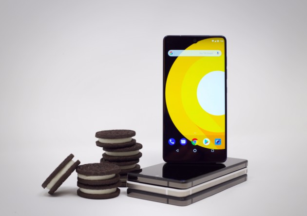 Essential Phone PH-1 : Android 8.0 est annulé, la faute rejetée sur Google