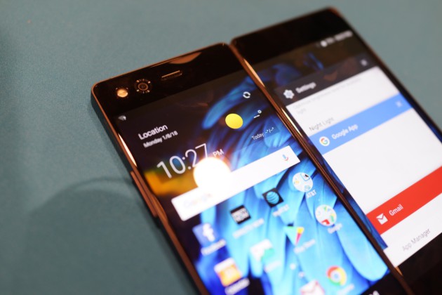 ZTE Axon M : le smartphone Android à deux écrans, la fausse bonne idée