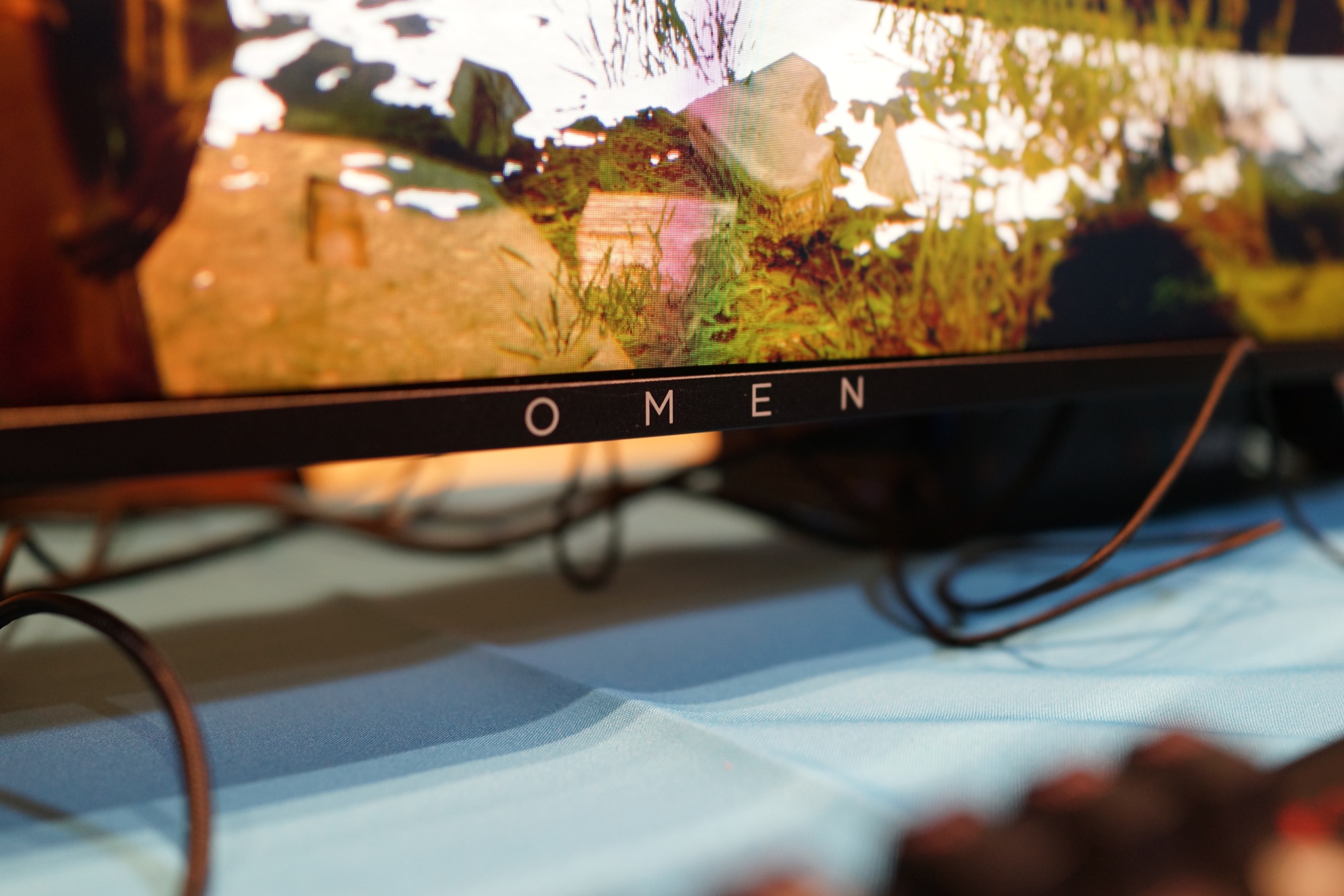 HP Omen X 65 : voici l'écran 65 pouces 4K 120 Hz HDR pour les gamers sous  Android TV