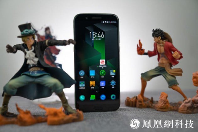 Xiaomi-blackshark-phone-10