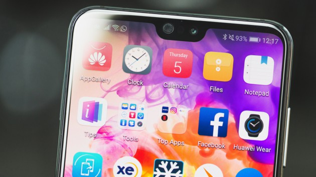 Huawei Mate 20 Pro : un écran OLED de 6,9 pouces fourni par Samsung en rumeur