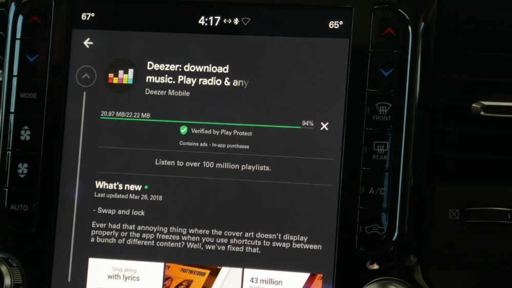 Le Google Play est déjà fonctionnel et permet de télécharger des applications comme Deezer