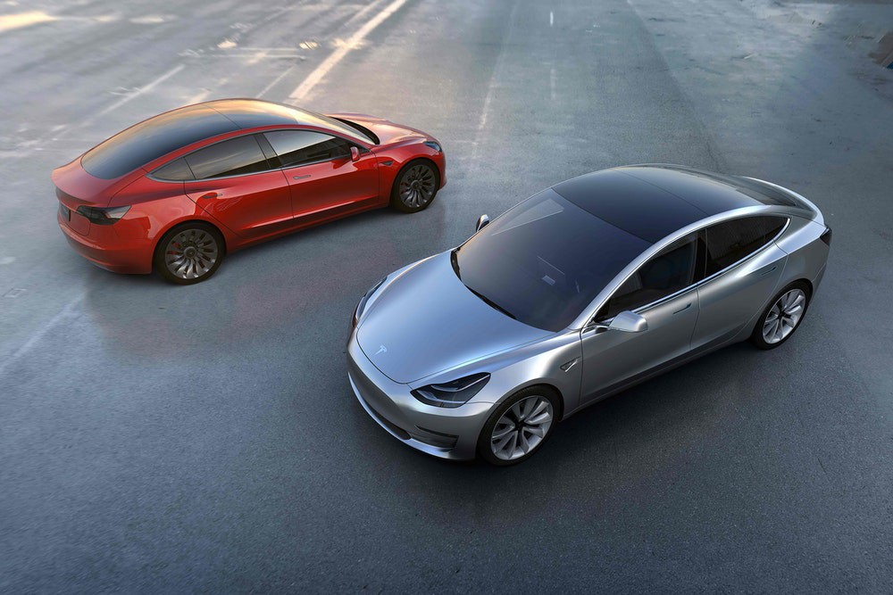 Tesla Model 3 Dual Motor Performance Edition 0 à 100 km/h en 3,5 secondes