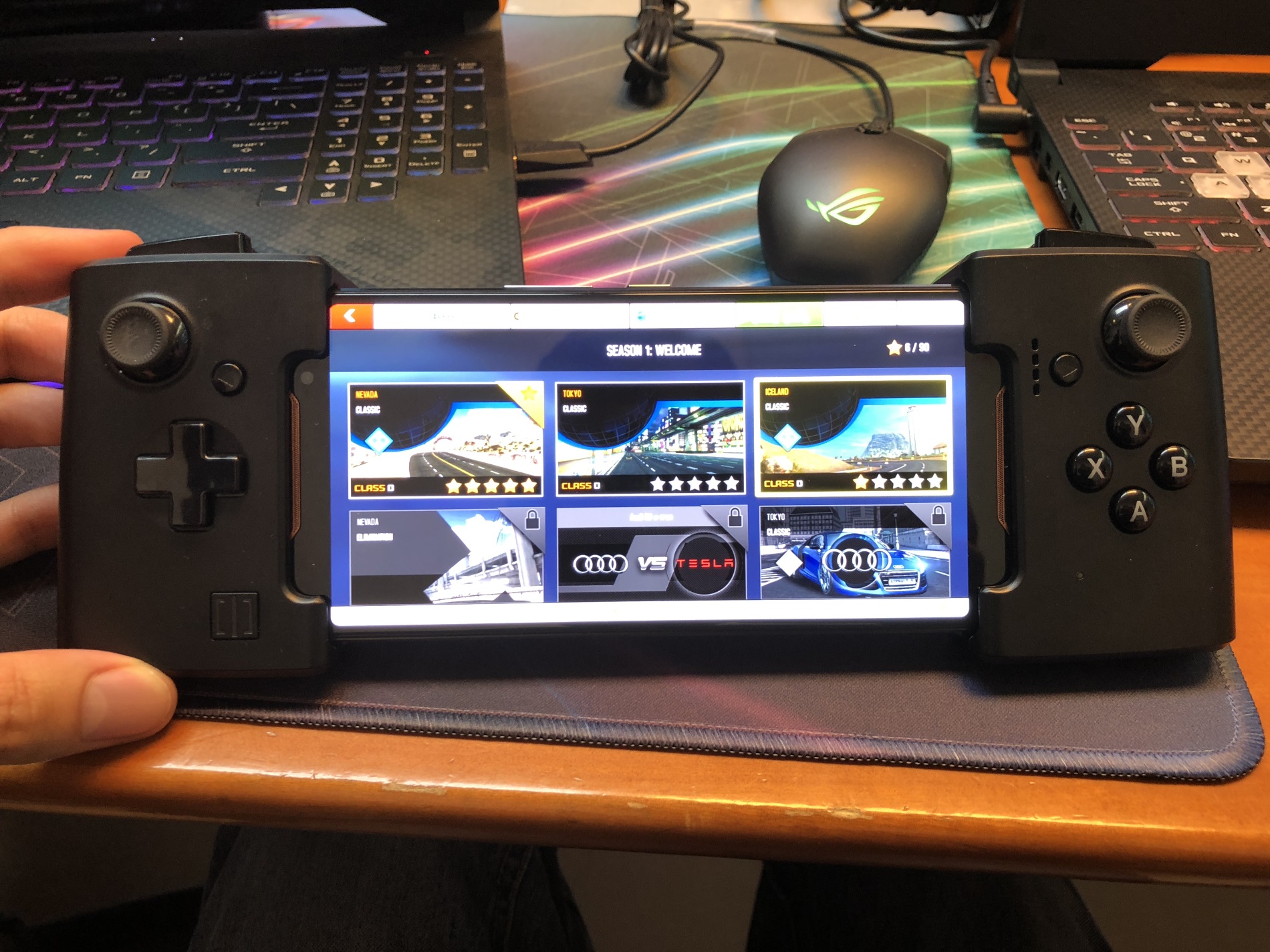 Asus RoG PHone switch manette