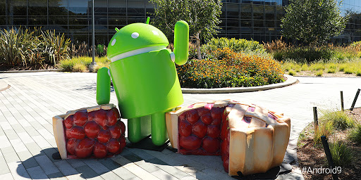 Voici la statue dédiée à Android Pie, elle n&rsquo;est pas très inspirée