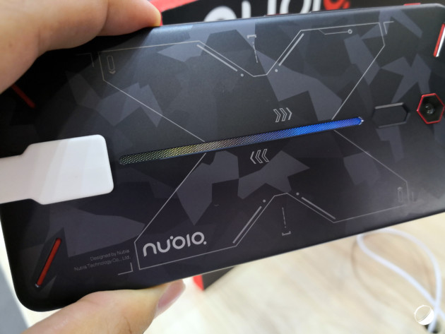 Razer Phone 2 : un premier benchmark en dit plus sur ses caractéristiques