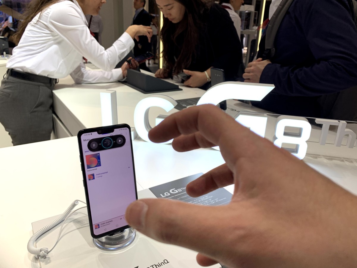 LG G8 ThinQ : j&rsquo;ai essayé la reconnaissance de mains au MWC 2019, et c&rsquo;est pas super au point