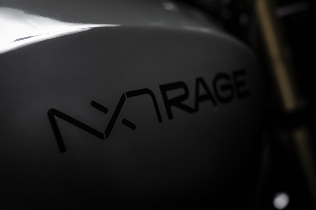 NXT Rage, cette moto électrique en fibre de carbone va faire rager ses concurrentes