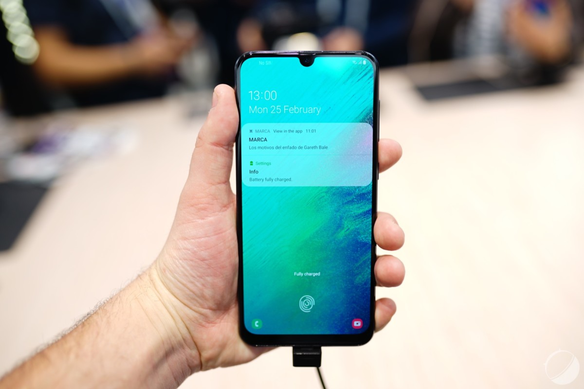 samsung galaxy a50 already available in boulanger and fnac less than 400 euros arcynewsy - fortnite boulanger