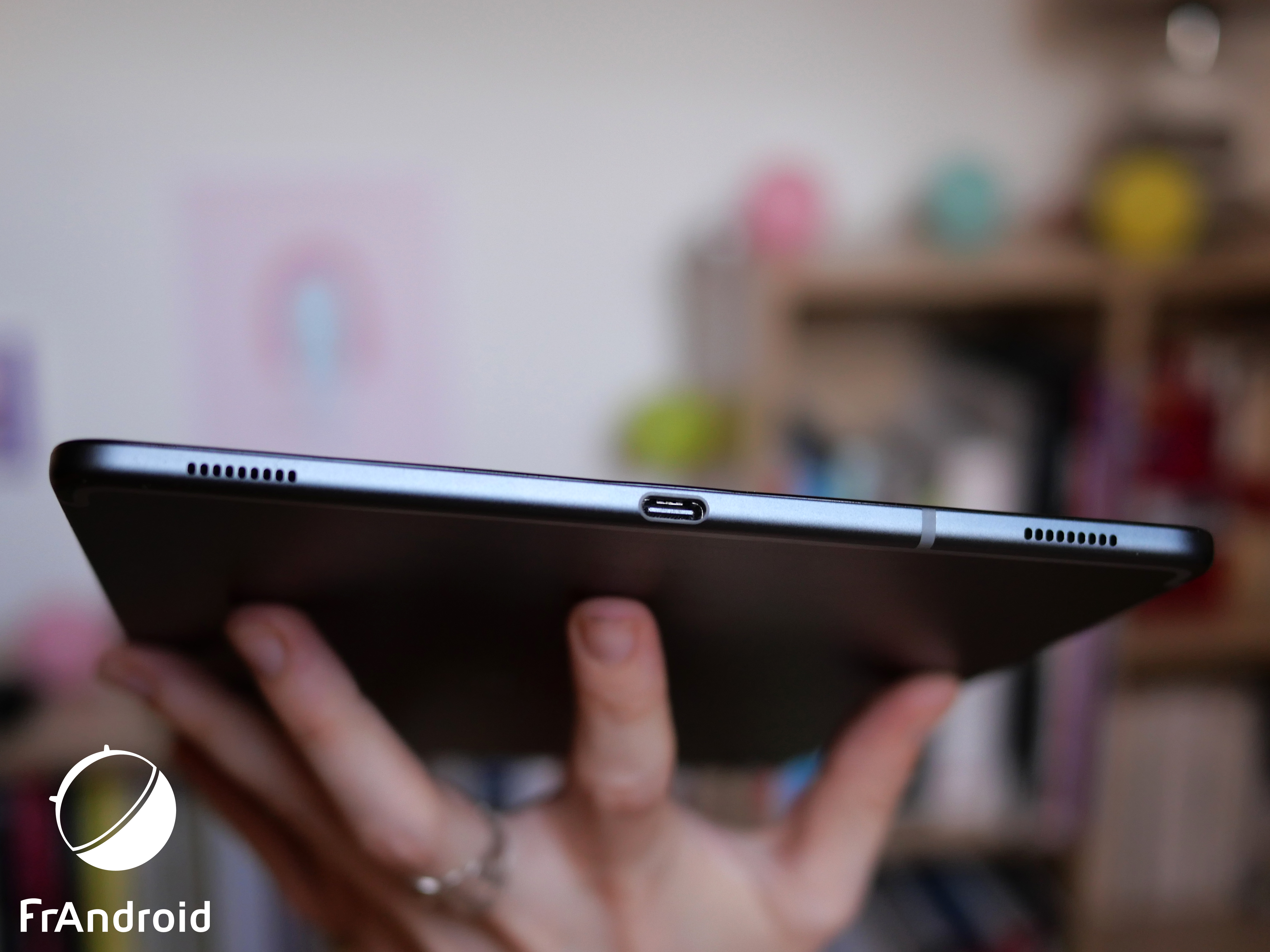 Samsung Galaxy Tab S9 FE et S9 FE+ : Le juste milieu entre le premium et  l'abordable - Le Monde Numérique