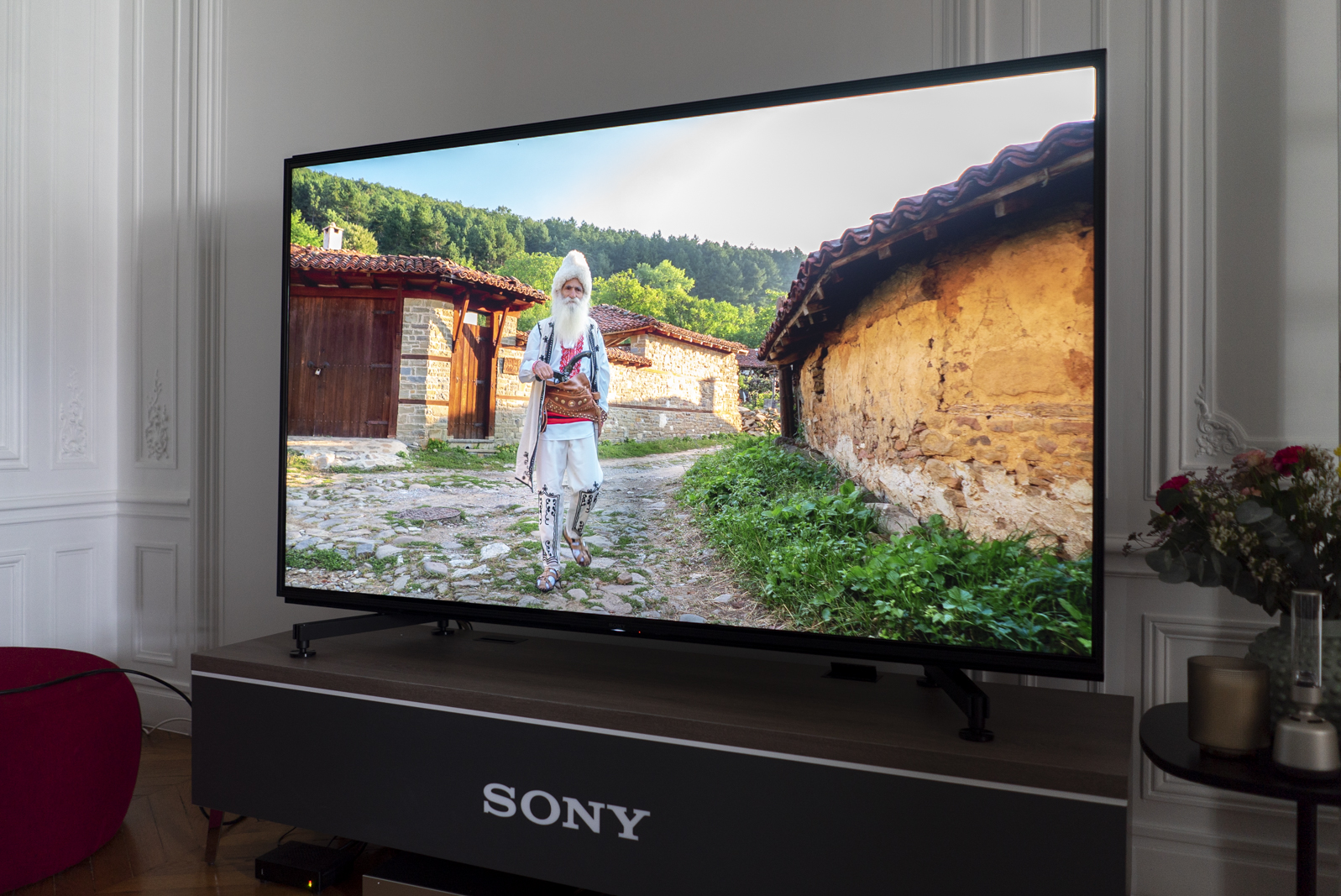 Телевизоры 75 купить в москве. Sony KD-98zg9. Sony 98zg9. Телевизор 8к 85 дюймов сони. Телевизор Sony 98 дюймов.