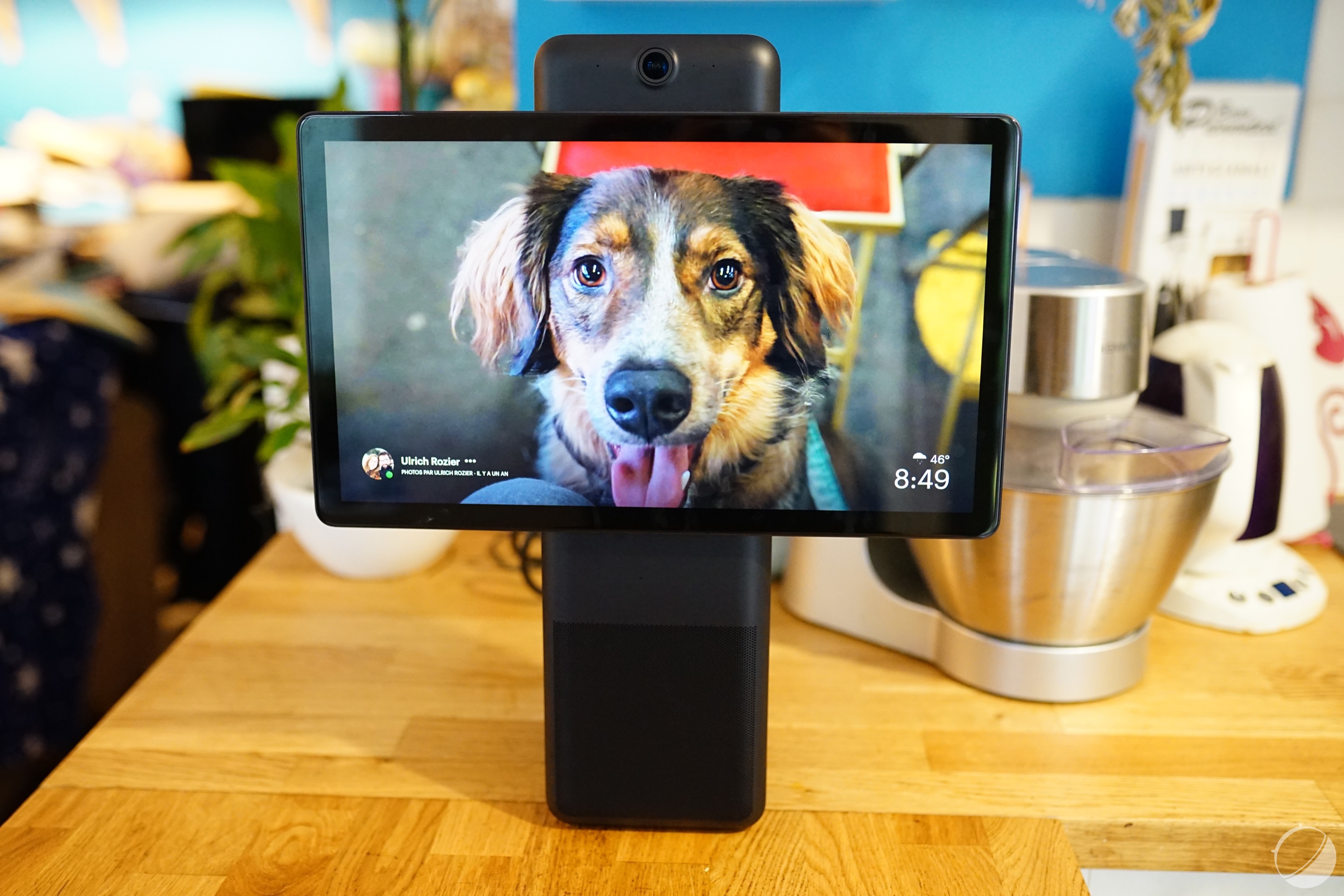 Facebook lance Portal, une enceinte connectée avec  Alexa, un écran  et une caméra, pour 199$