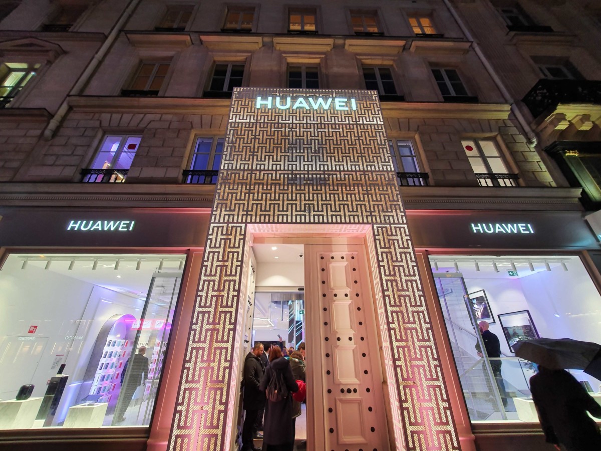 Huawei Flagship Store στο Παρίσι