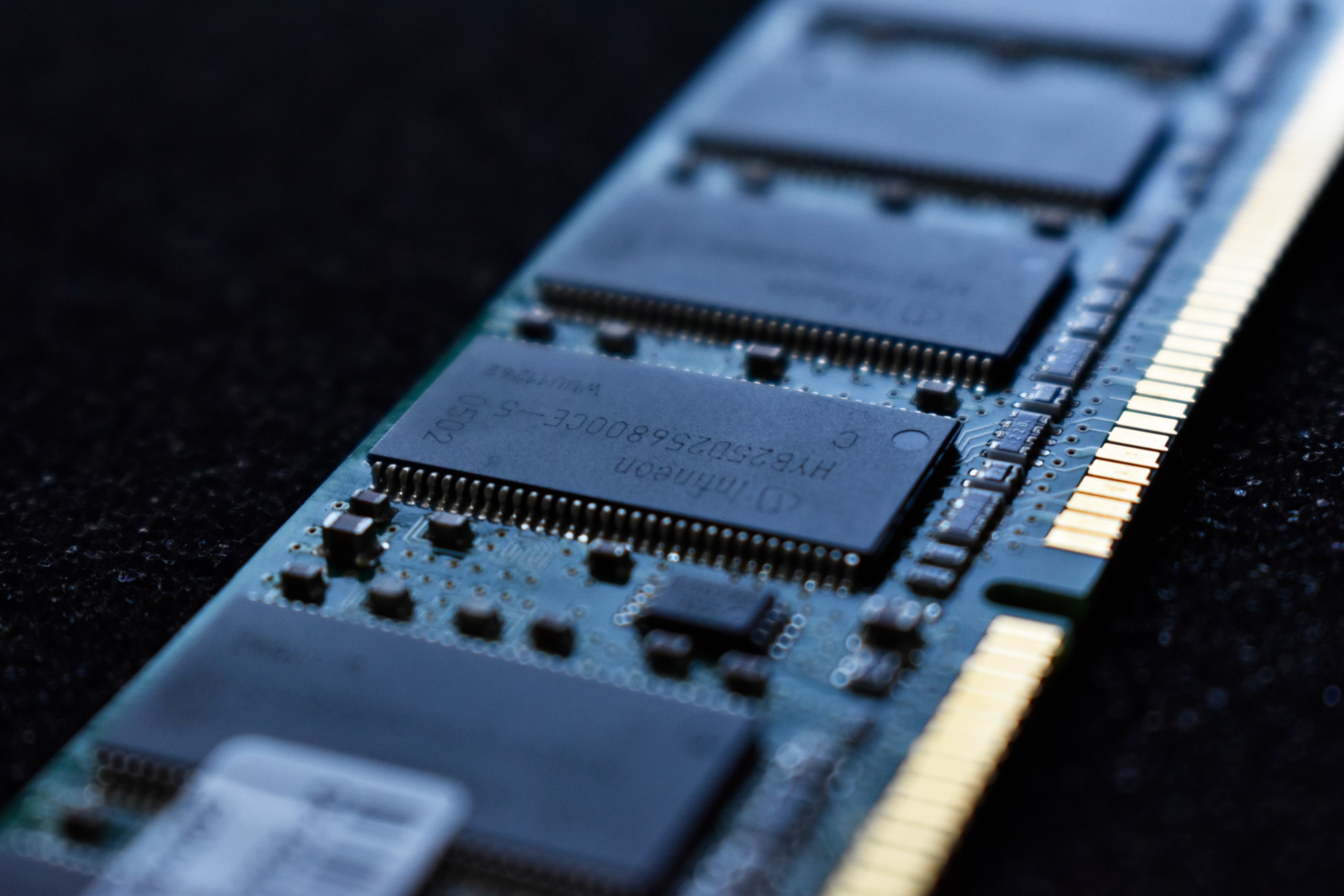 Meilleure barrette de RAM DDR4 DDR5 : Guide et comparatif 2024