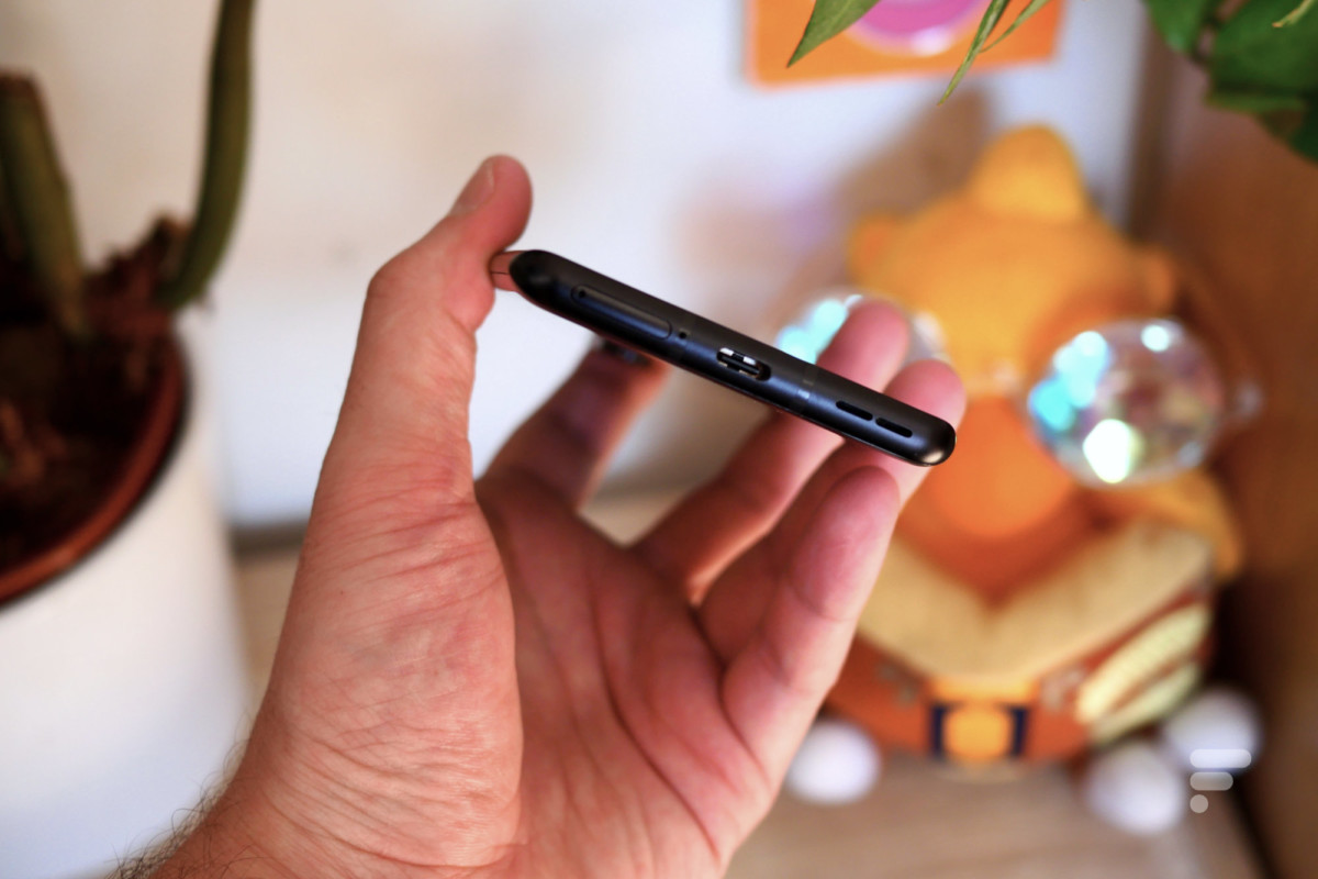 Haut parleur du OnePlus 8