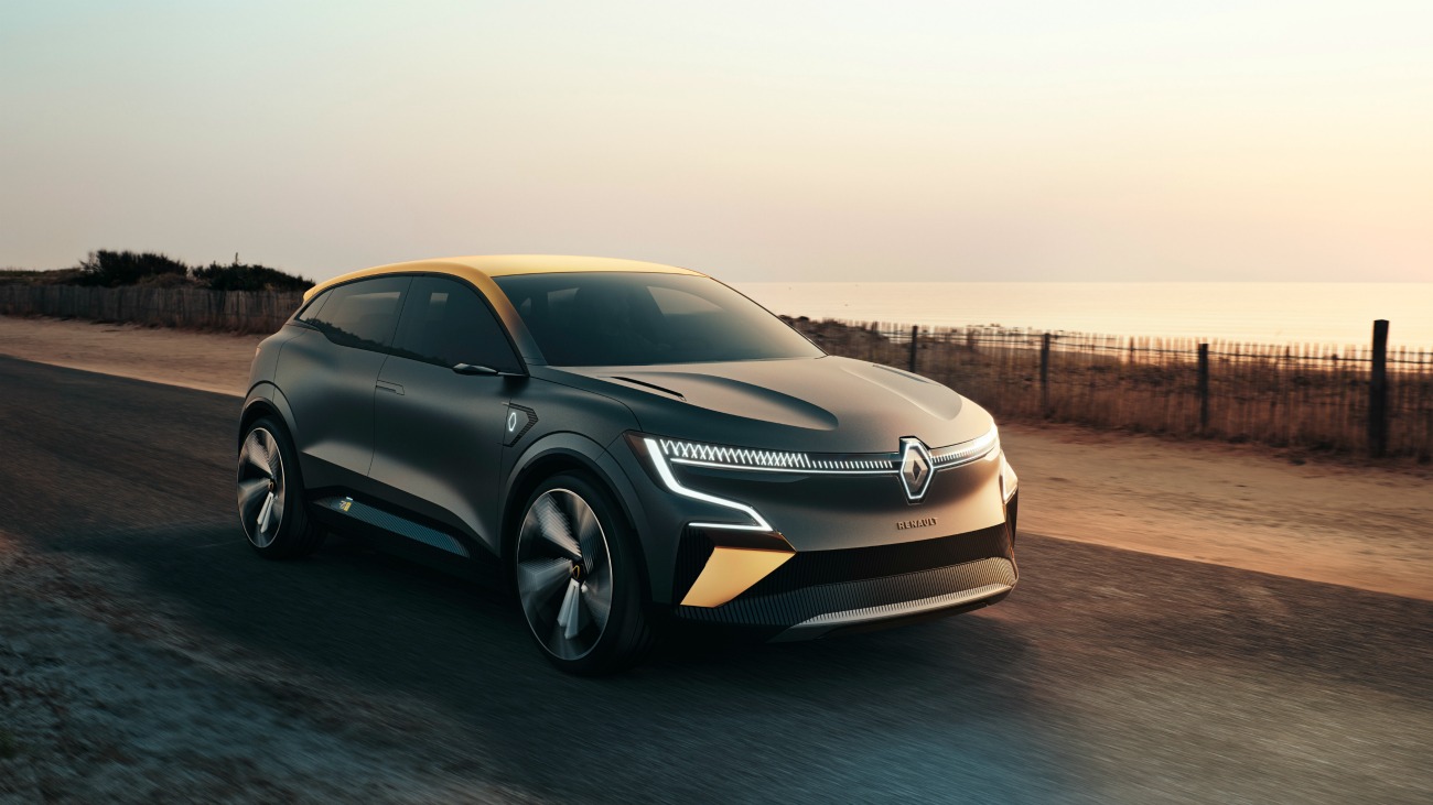 Renault Mégane eVision : découvrez l'habitacle connecté et épuré de la  compacte électrique