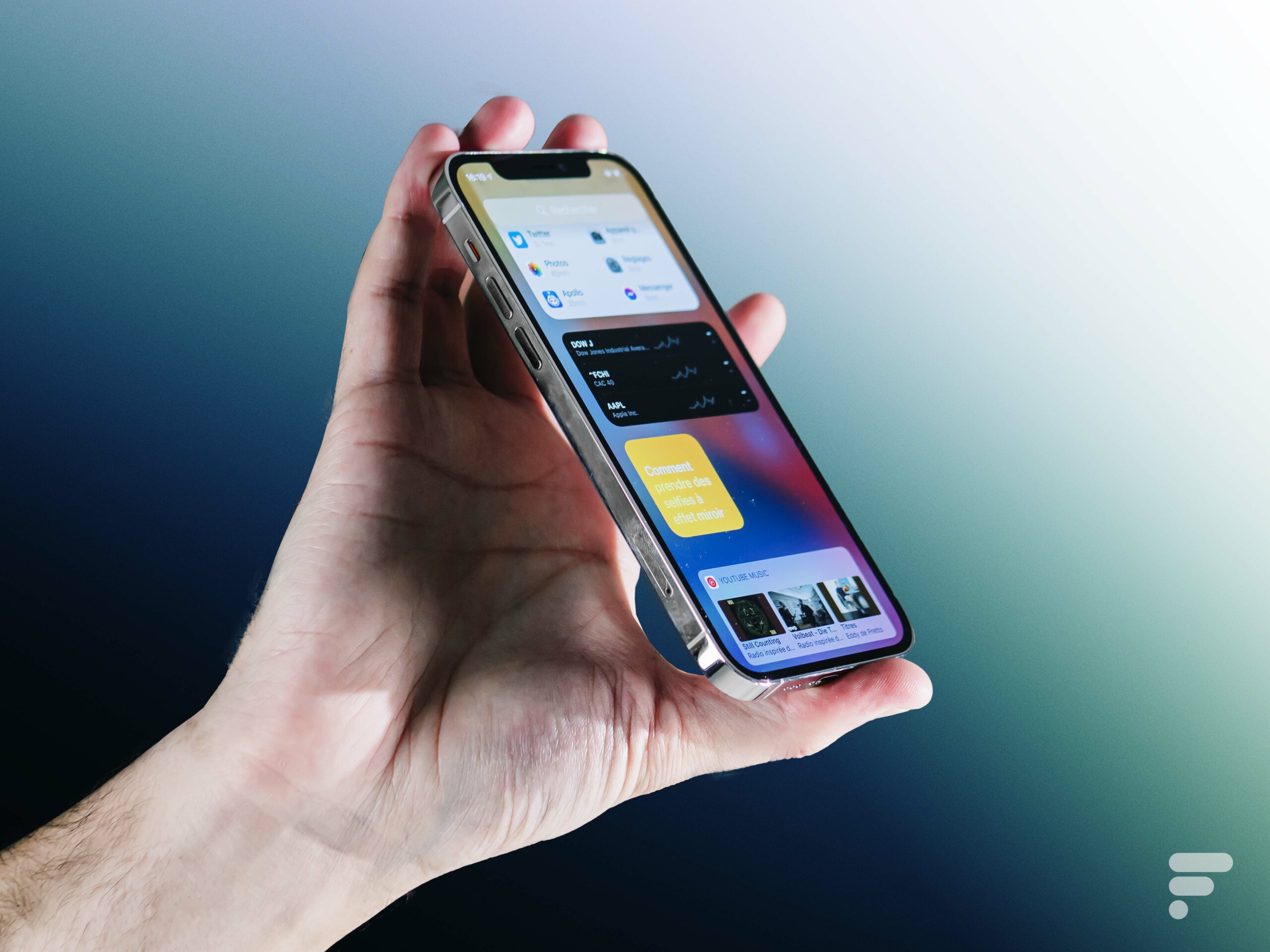 iPhone 13 : Samsung lancerait la production d'écrans OLED 120 Hz pour Apple
