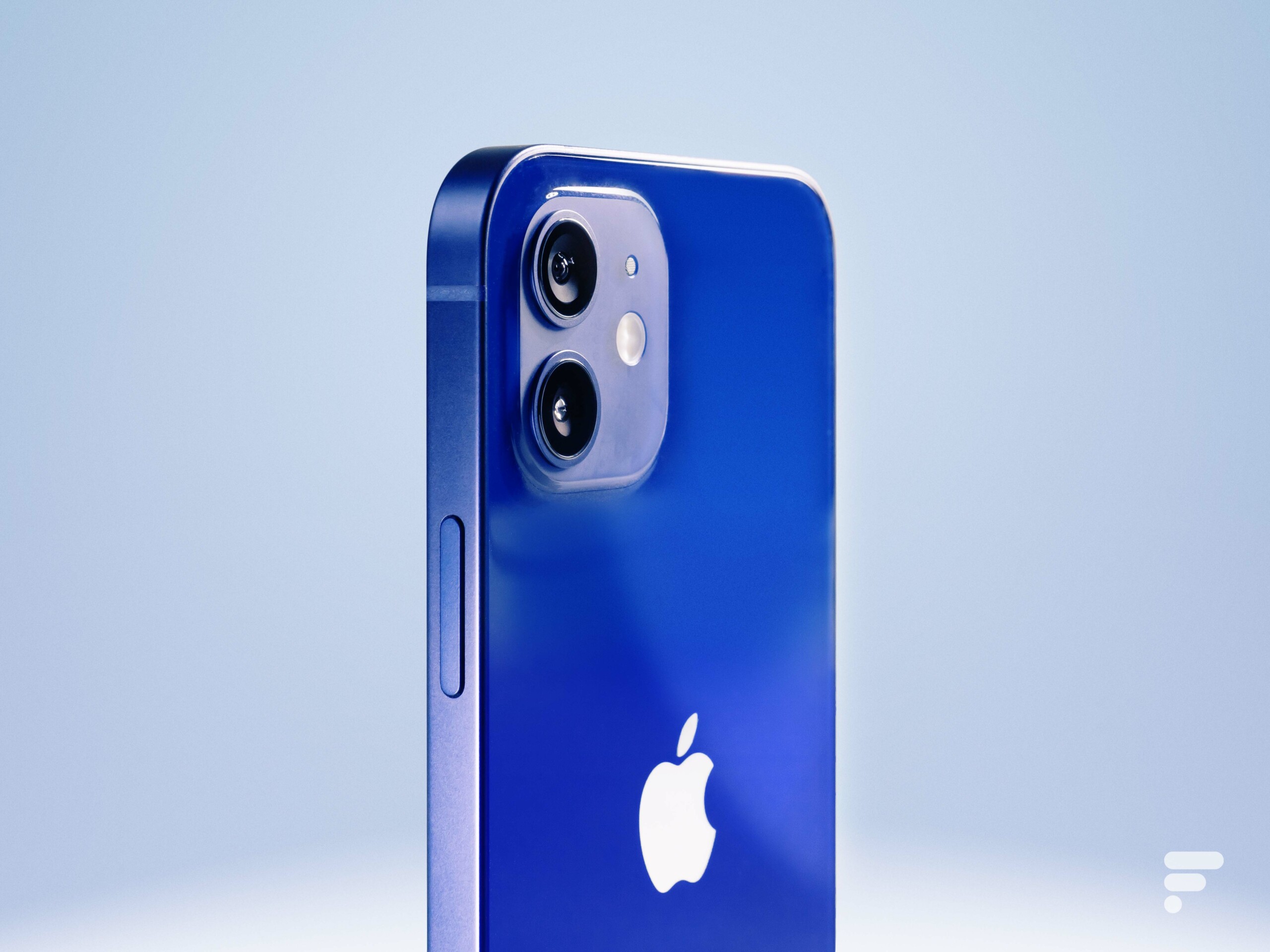 Apple iPhone 12 : prix, fiche technique, actualités et test - Smartphone -  Numerama