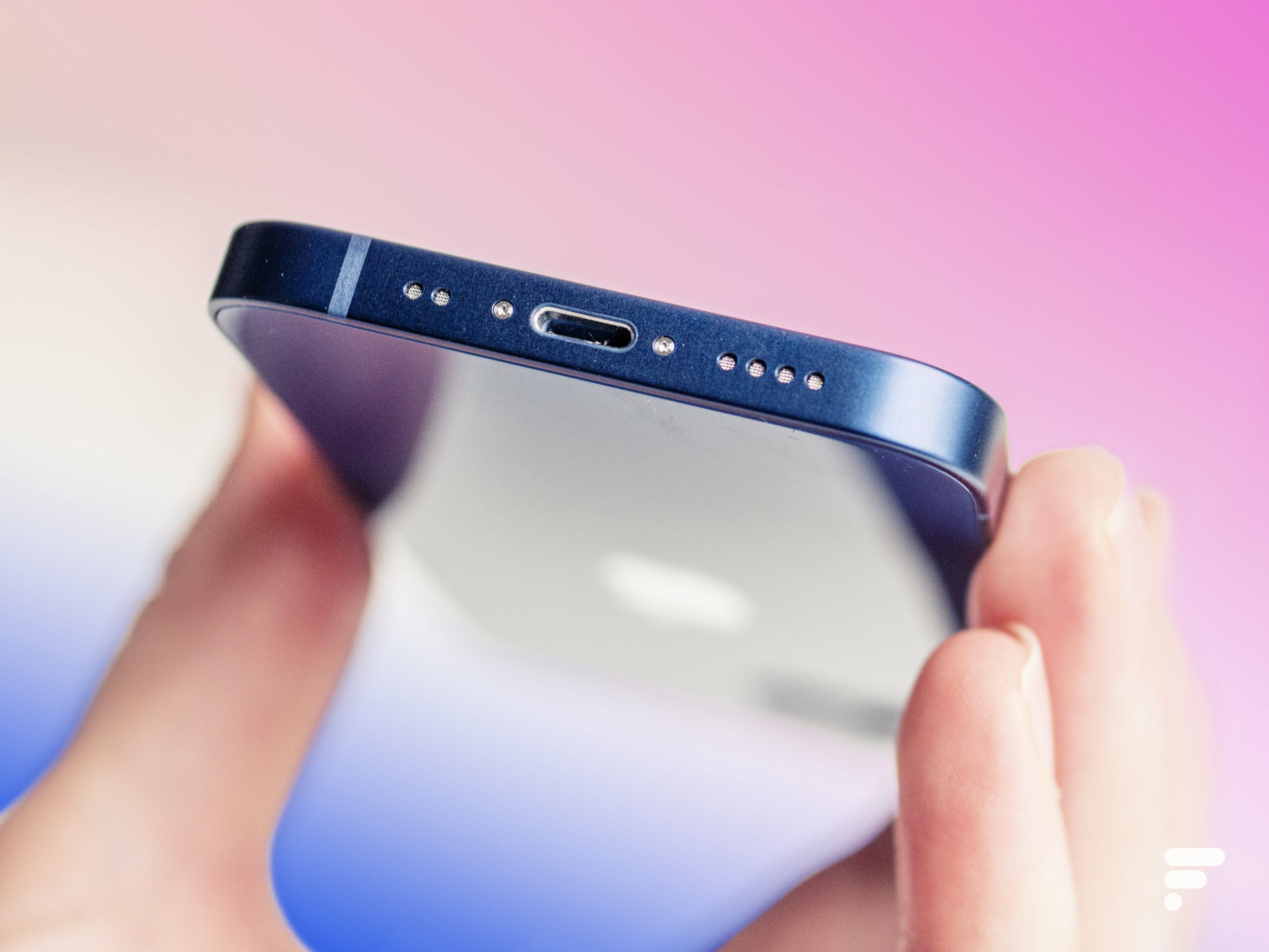 Test Apple iPhone 12 mini : notre avis complet - Smartphones - Frandroid