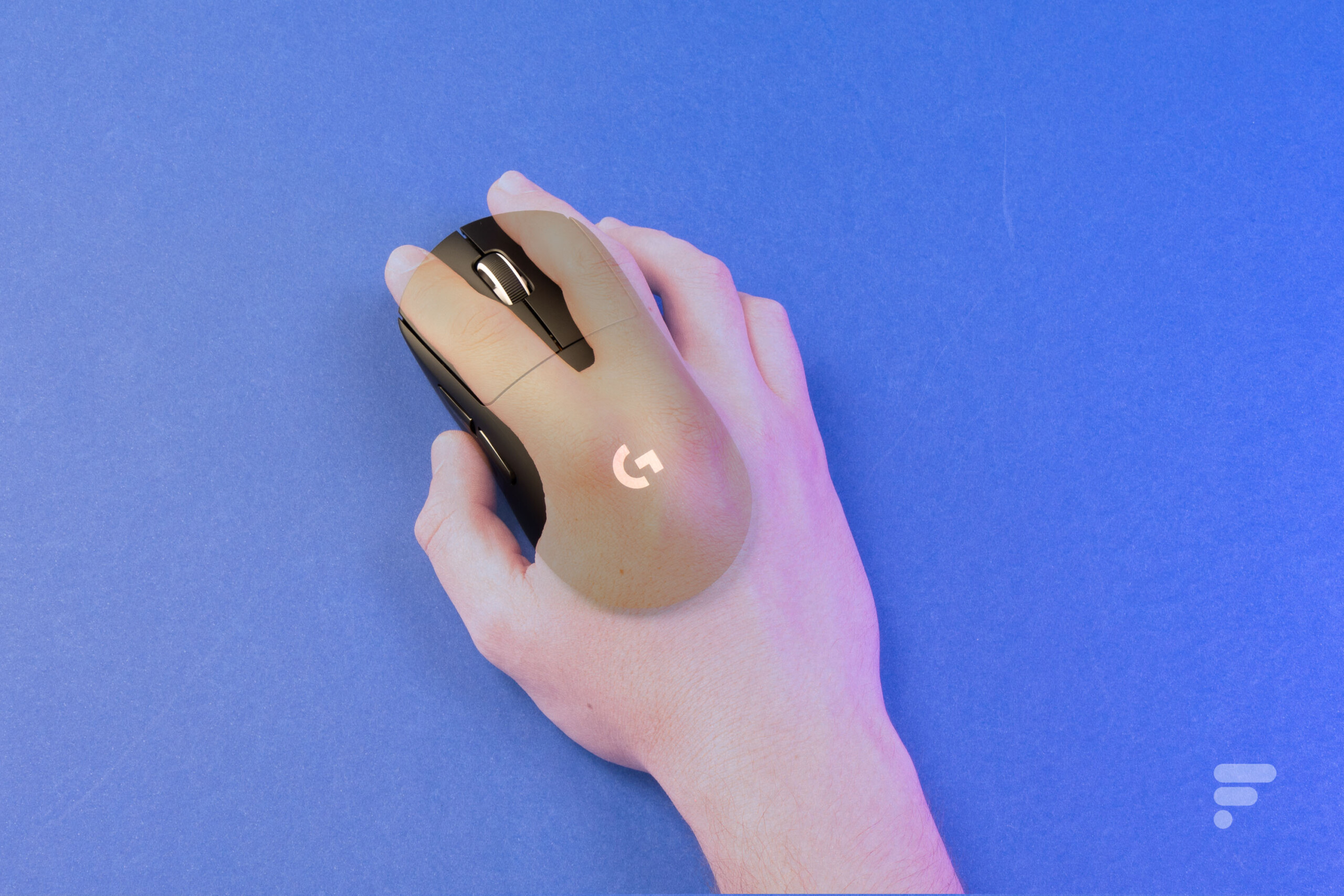 Test souris Logitech G Pro X Superlight, un must-have en souris gaming  sans-fil ?