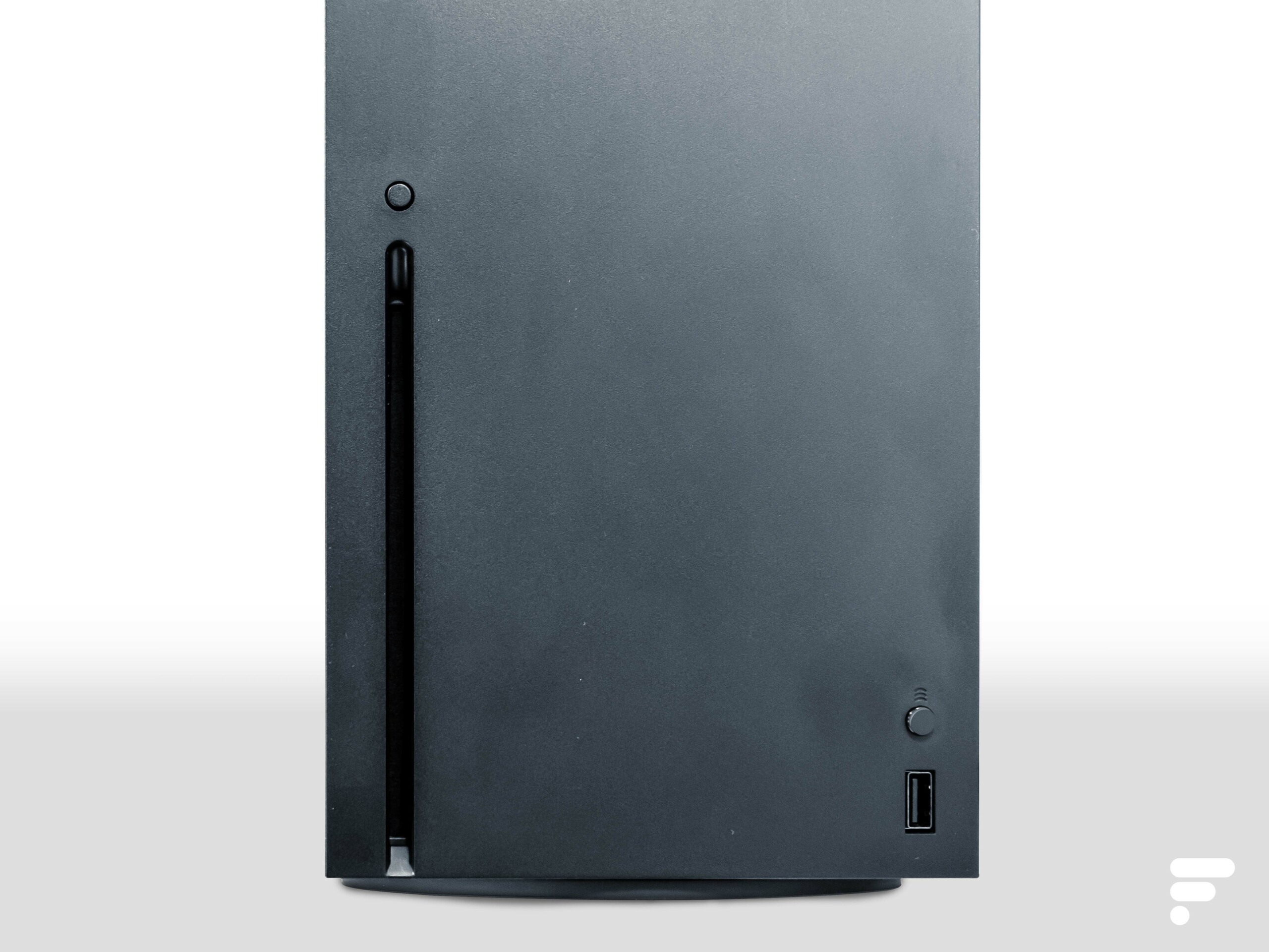 Xbox Series X : des précisions sur le SSD et sa capacité réelle