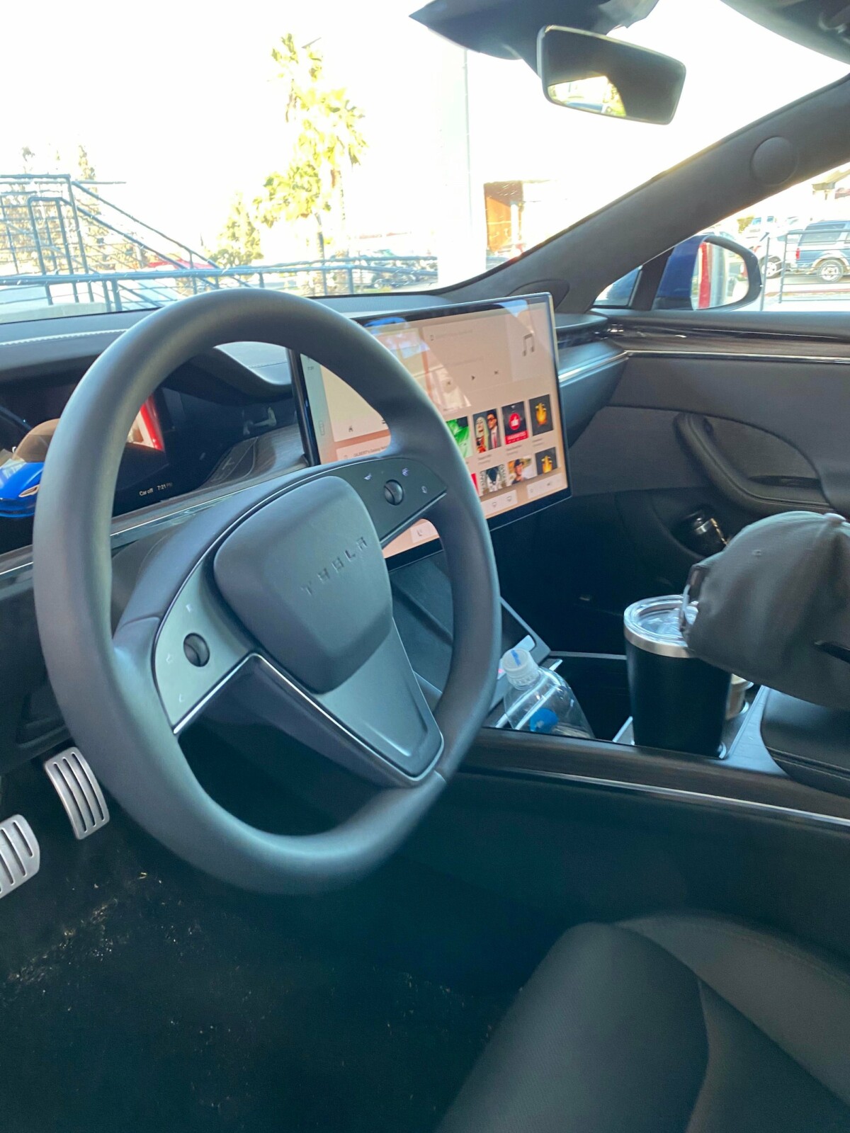 L’intérieur de la nouvelle Tesla Model S Plaid