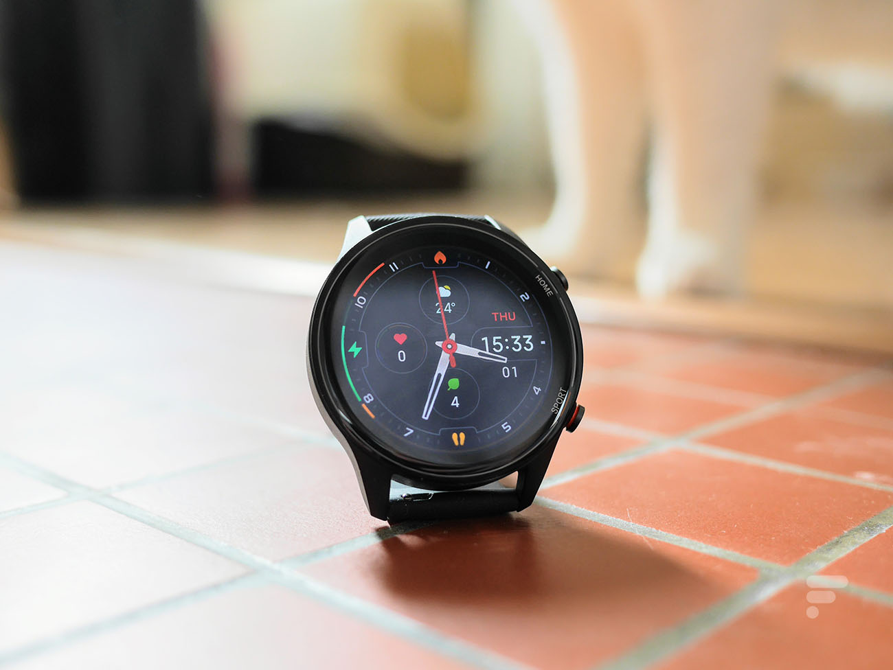 Test Xiaomi Mi Watch : une montre connectée GPS à tendance sportive - Les  Numériques
