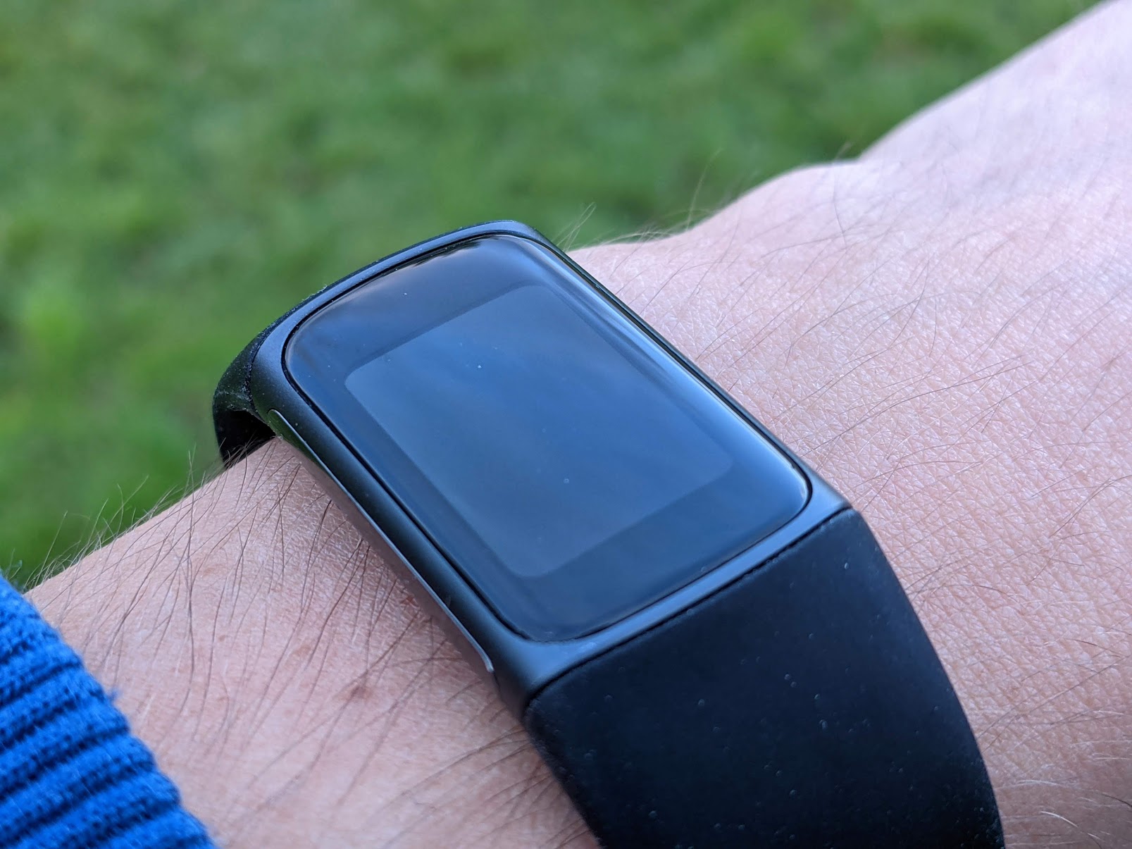 Test Fitbit Charge 5 : changement de cap radical pour le bracelet