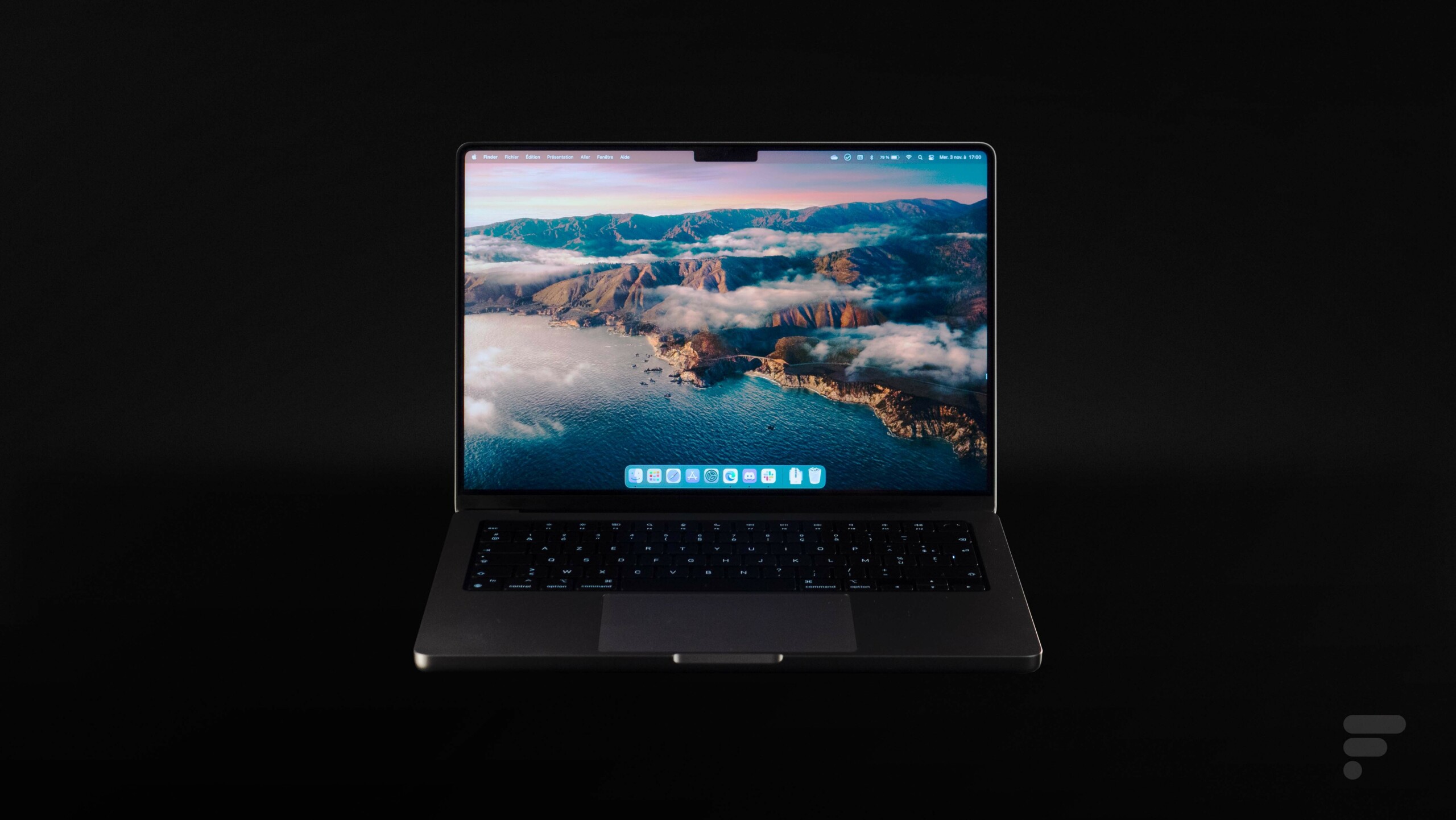 MacBook Pro 14 pouces reconditionné avec puce Apple M1 Max, CPU 10 cœurs et  GPU 32 cœurs - Argent - Apple (BE)
