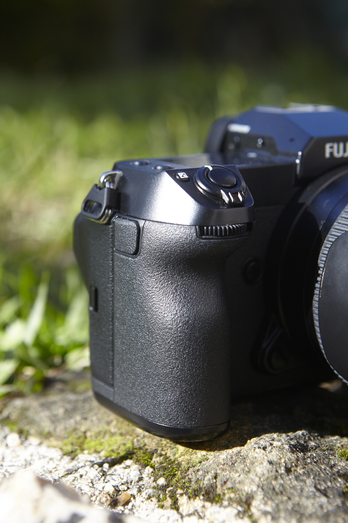 La poignée du Fujifilm GFX 50s II