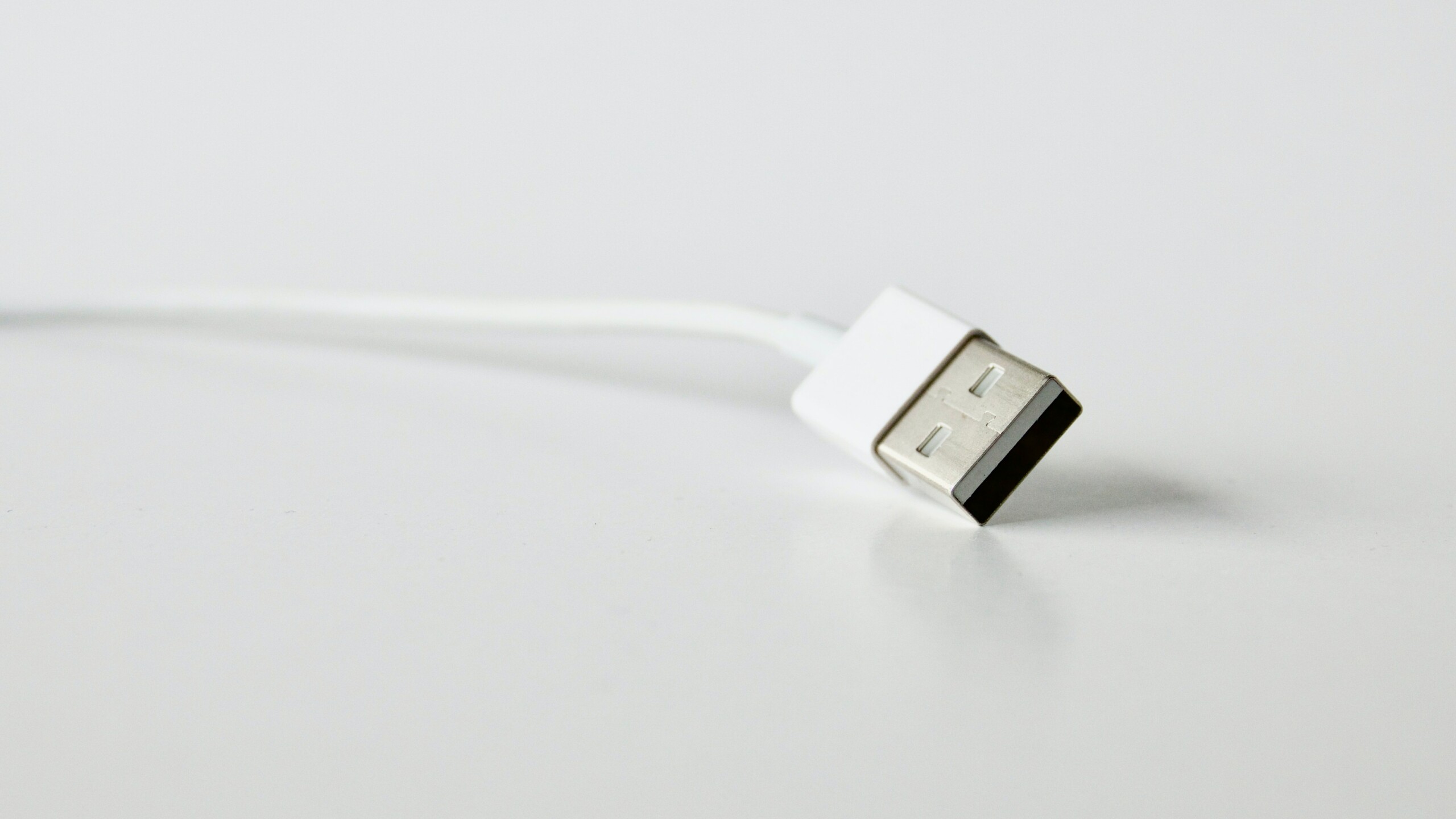 Quel débit maximal permet d'atteindre un câble USB C
