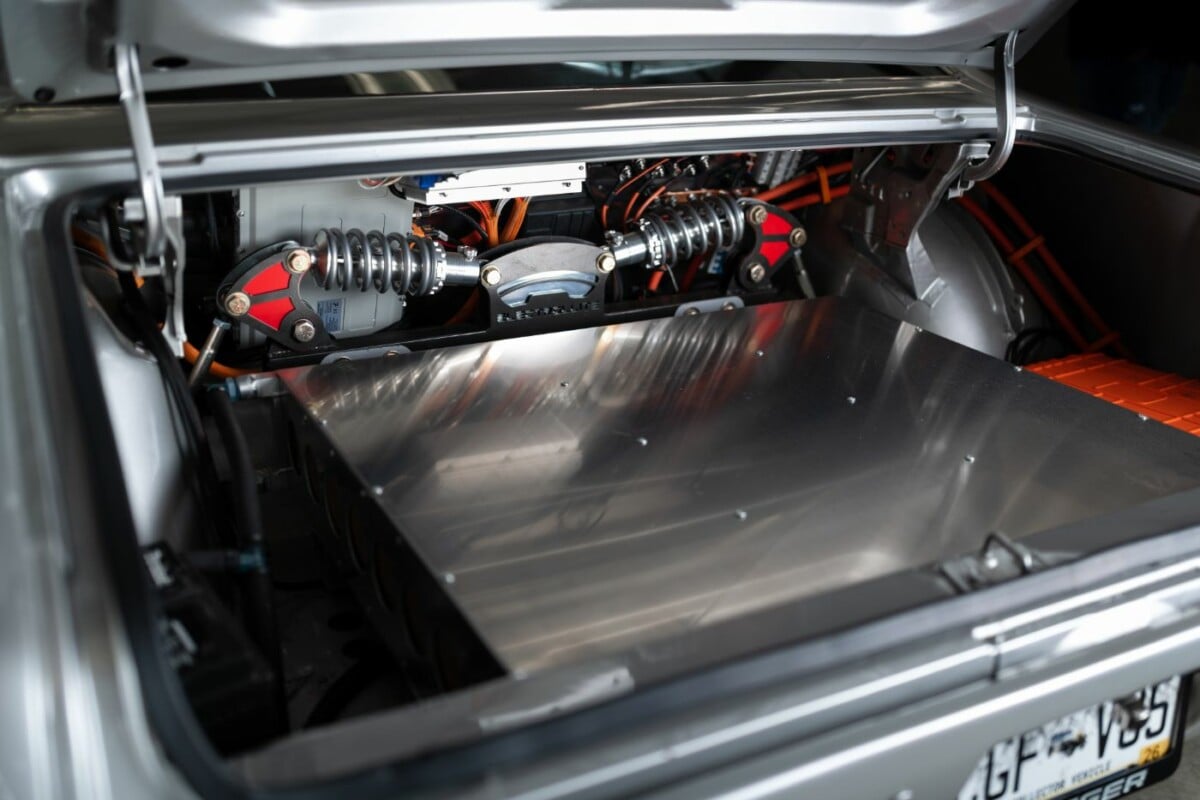 Une reconversion impressionnante avec le moteur d&rsquo;une Tesla Model S : 762 ch sous le capot